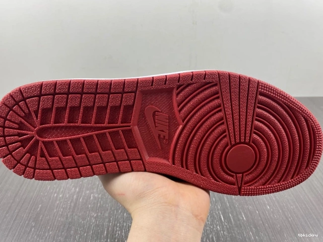Cheap TBK Bred Low 1 Jordan Retro Air 705329-001 0702